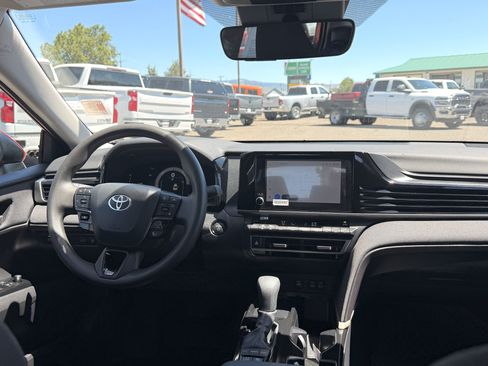 Used 2025 Toyota Camry LE w/ Convenience Package FWD image 14