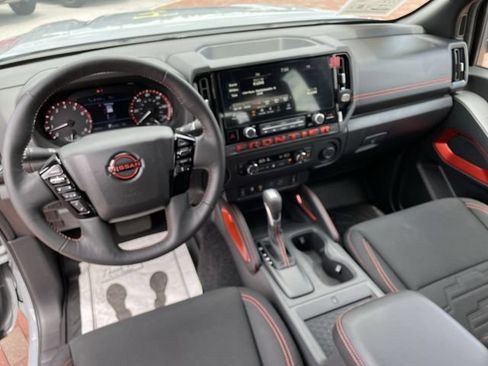 Used 2026 Nissan Frontier Pro-X w/ Pro-X Convenience Package RWD image 17