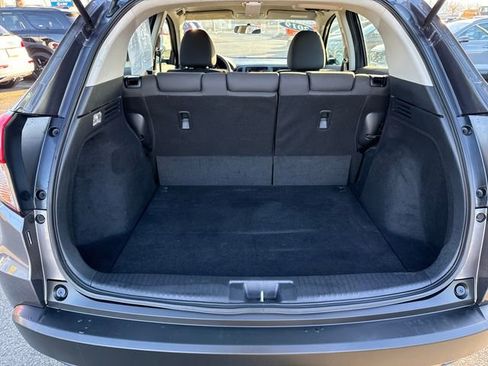 Used 2019 Honda HR-V LX image 16