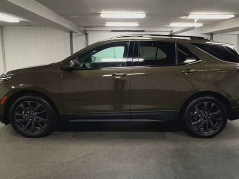 Certified 2023 Chevrolet Equinox RS FWD image 5