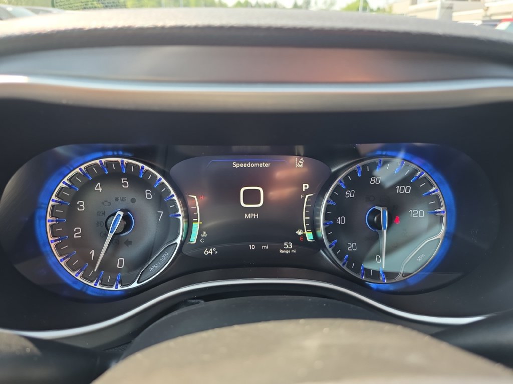 New 2027 Chrysler Pacifica Select AWD/4WD image 16