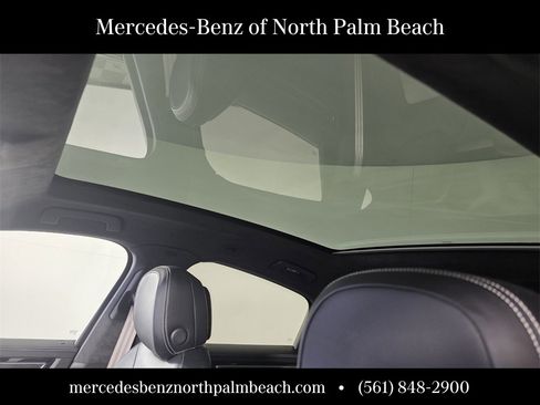 Used 2023 Porsche Cayenne Turbo image 12