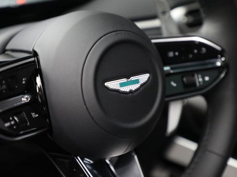 New 2025 Aston Martin Vanquish image 28