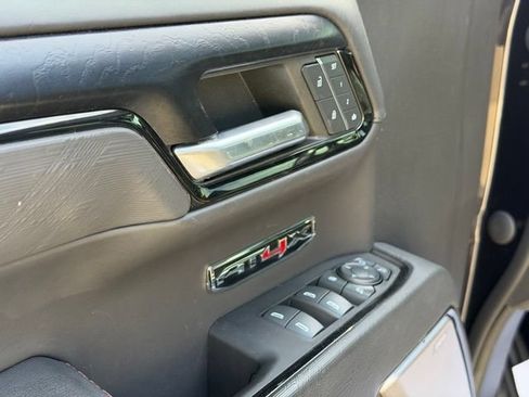 Used 2022 GMC Sierra 1500 AT4X AWD/4WD image 18