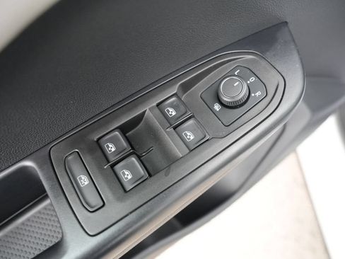 Used 2025 Volkswagen Taos S AWD/4WD image 20