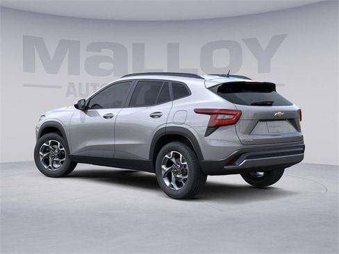 New 2026 Chevrolet Trax LT w/ Driver Confidence Package image 3