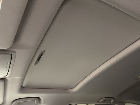 Used 2018 Honda CR-V EX-L image 5