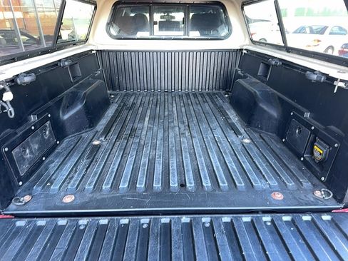 Used 2010 Toyota Tacoma 4x4 Double Cab V6 image 25