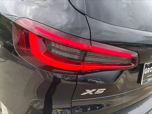 Used 2023 BMW X5 sDrive40i w/ Luxury Seating Package RWD image 27