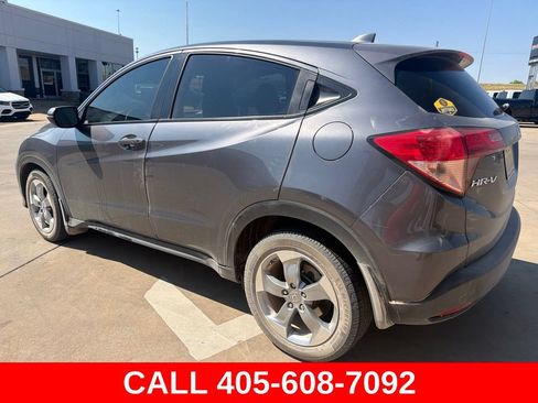 Used 2017 Honda HR-V EX image 4