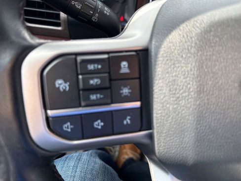 Used 2023 Ford Expedition Limited AWD/4WD image 26