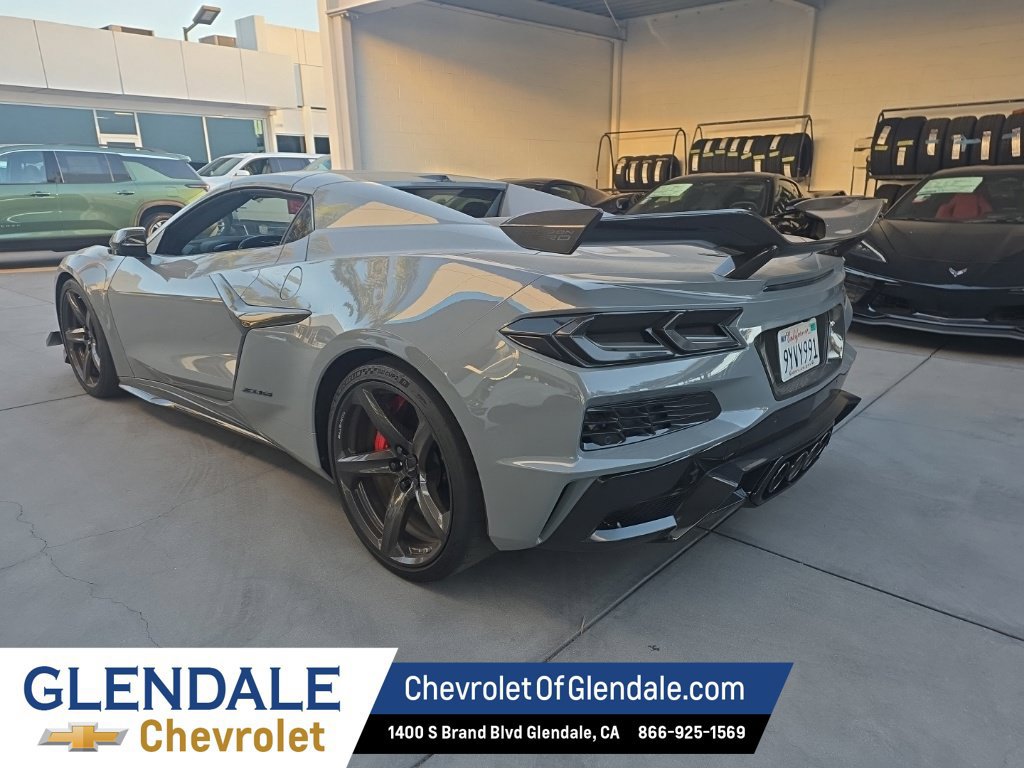 Used 2024 Chevrolet Corvette Z06 w/ Z07 Performance Package RWD image 4