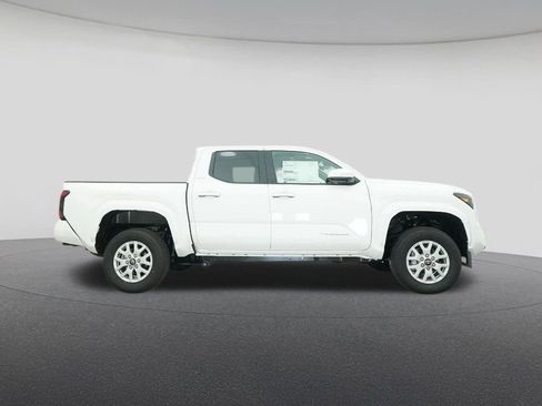 New 2025 Toyota Tacoma SR5 image 27