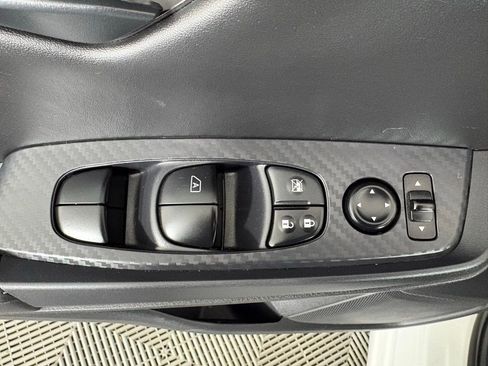 Used 2024 Nissan Sentra S image 13