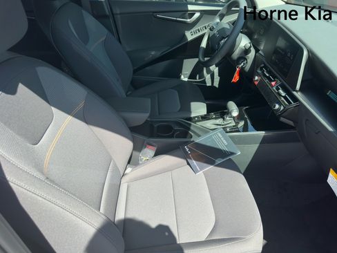 New 2026 Kia Niro LX FWD image 22