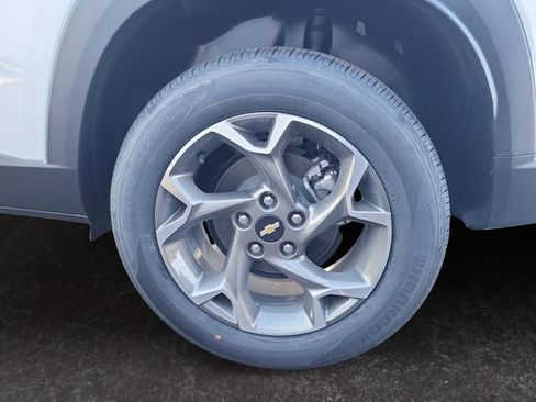 New 2026 Chevrolet Trax LT w/ Driver Confidence Package image 28