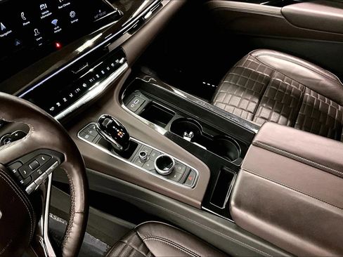 Used 2022 Cadillac Escalade ESV Sport Platinum AWD/4WD image 15