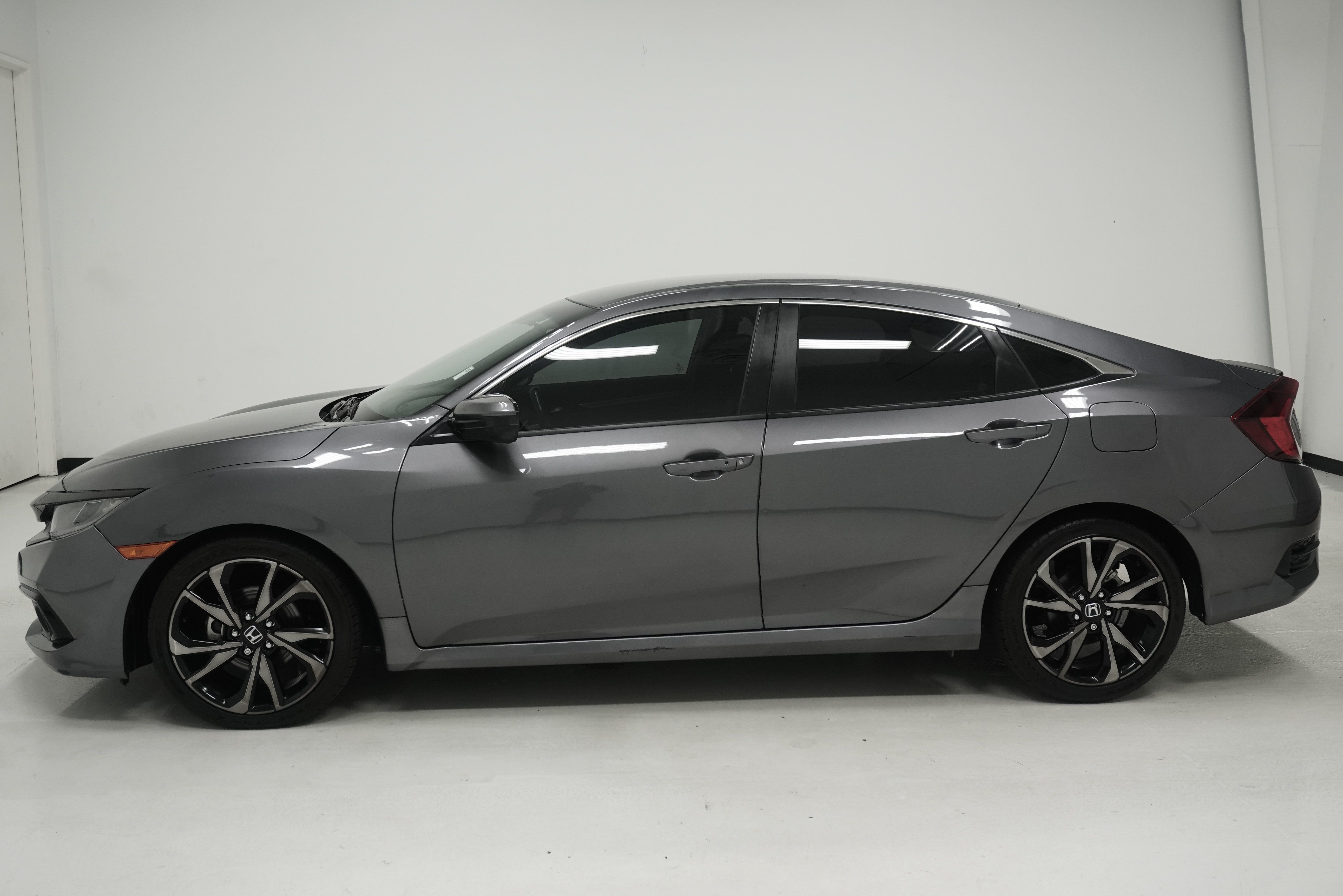 Used 2021 Honda Civic Sport image 7