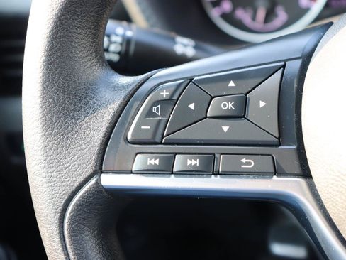 Used 2024 Nissan Sentra SV FWD image 27