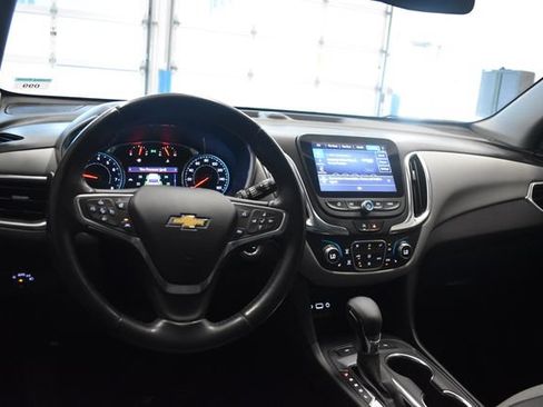 Used 2022 Chevrolet Equinox LT AWD/4WD image 23