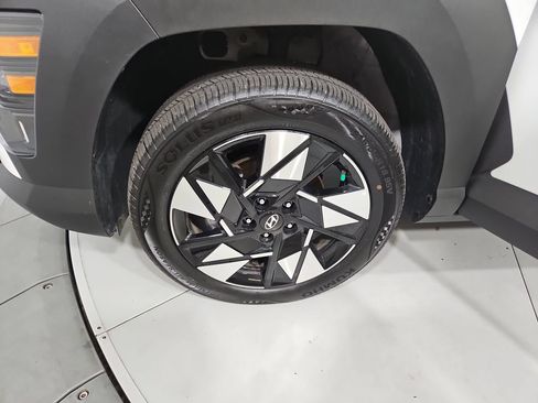 Certified 2025 Hyundai Kona SEL AWD/4WD image 27