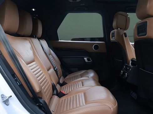 Used 2023 Land Rover Discovery S R-Dynamic AWD/4WD image 43