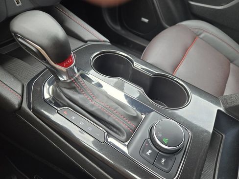 Used 2025 Chevrolet Blazer RS FWD image 20