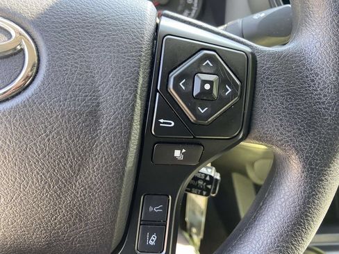 Used 2022 Toyota Tacoma SR w/ SR Convenience Package RWD image 33