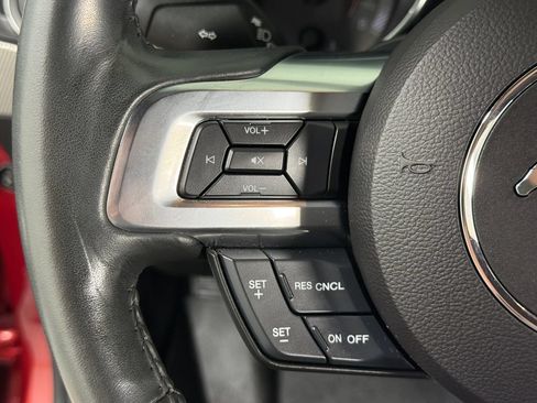 Used 2018 Ford Mustang GT RWD image 25