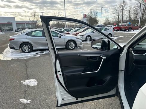 Certified 2024 Toyota RAV4 LE image 25