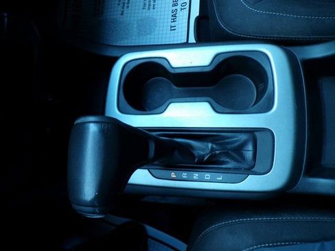 Used 2021 Chevrolet Colorado LT w/ Fleet Safety Package image 24