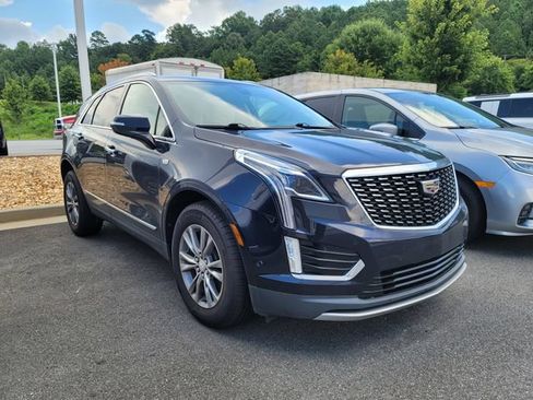 Used 2021 Cadillac XT5 Luxury FWD image 3