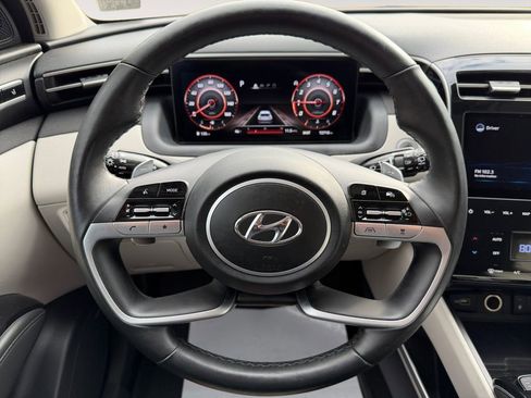 Certified 2022 Hyundai Tucson Limited w/ Winter Package image 15