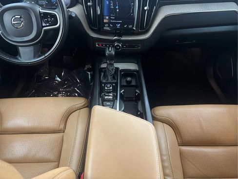 Used 2019 Volvo XC60 T6 Inscription w/ Protection Package Premier AWD/4WD image 22