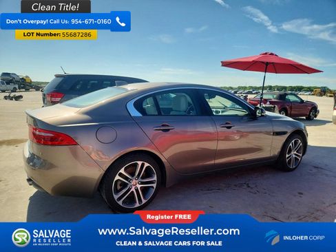 Used 2017 Jaguar XE Premium AWD/4WD image 4