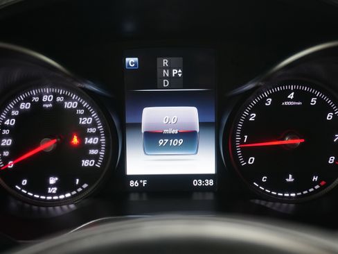 Used 2018 Mercedes-Benz GLC 300 image 18