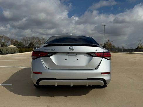 Used 2023 Nissan Sentra SV image 5