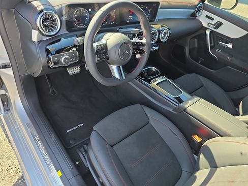 New 2026 Mercedes-Benz CLA 250 4MATIC image 9