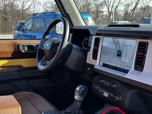 Certified 2024 Ford Bronco Heritage Edition image 32