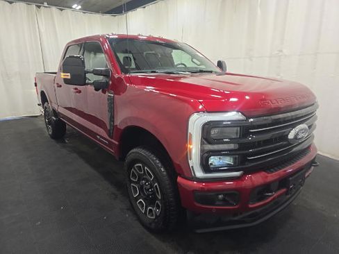 Used 2026 Ford F250 Platinum AWD/4WD image 3