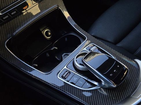 Used 2019 Mercedes-Benz GLC 43 AMG 4MATIC image 26