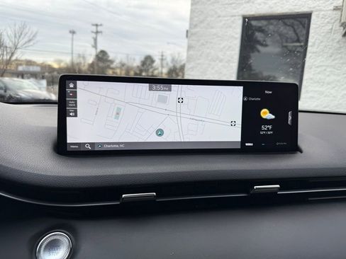 Used 2023 Genesis GV70 2.5T w/ Select Package image 12