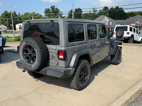 Used 2022 Jeep Wrangler Unlimited Sport AWD/4WD image 6