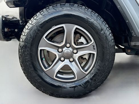 Used 2019 Jeep Wrangler Unlimited Sport S image 38