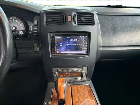 Used 2004 Cadillac XLR RWD image 21