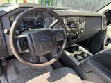 Used 2015 Ford F250 XLT w/ XLT Premium Package image 4