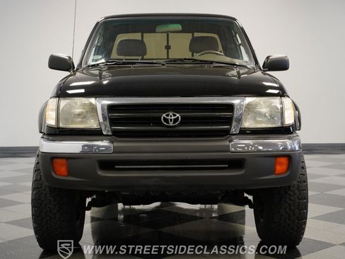 Used 1998 Toyota Tacoma 4x4 w/ SR5 Package image 17