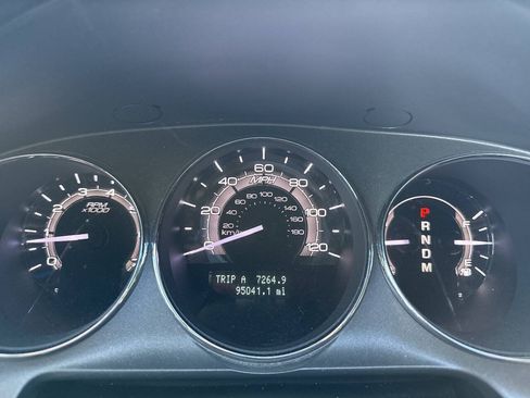 Used 2010 Lincoln MKZ FWD image 27