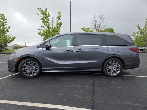 Certified 2025 Honda Odyssey EX-L image 21