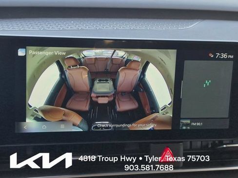 Certified 2025 Kia Carnival EX FWD image 39